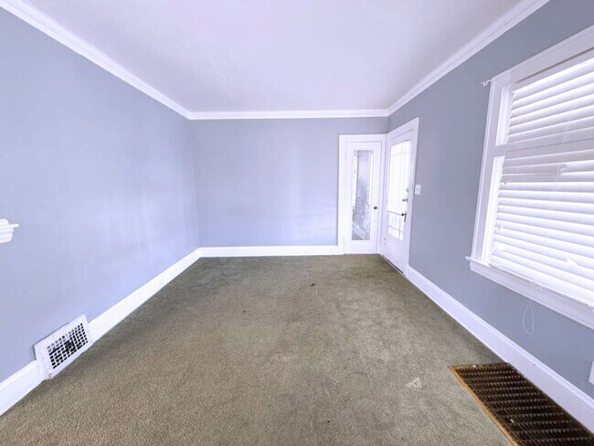 Building Photo - 3 BED 1 BATH SINGLE FAMILY HOME IN MT PLEASANT