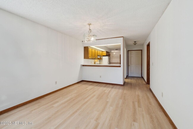 Building Photo - 1138 Fromage Cir W