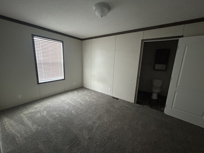 Building Photo - 98 Delta Dawn Dr