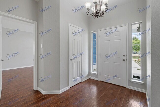 Building Photo - 9405 Waterman Dr