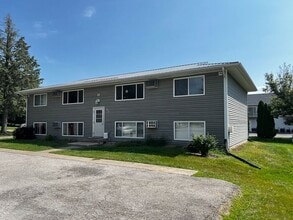 Building Photo - $1,050 | 2 Bedroom, 1 Bathroom Apartment | No Pets | Available for an August 1st, 2026 Move In!