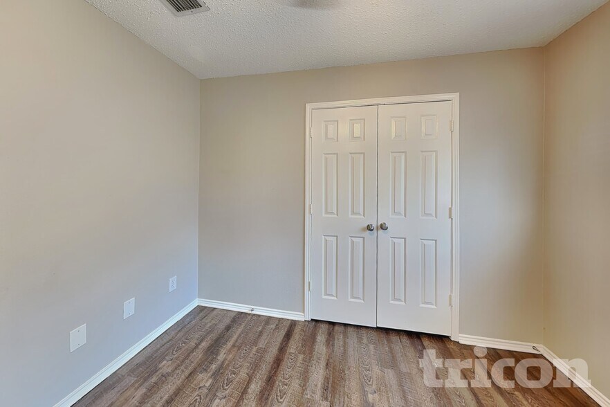 Building Photo - 7109 Galveston Dr