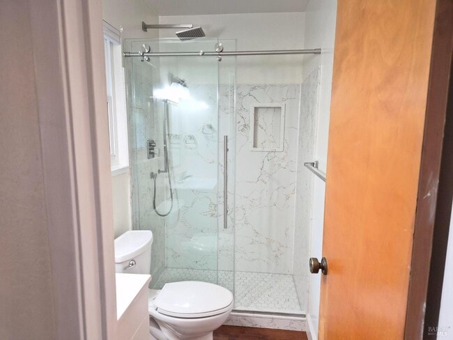 Building Photo - 453 Clark Dr