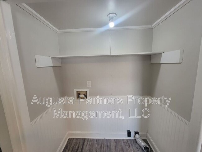 Building Photo - 152 Chalet North CT