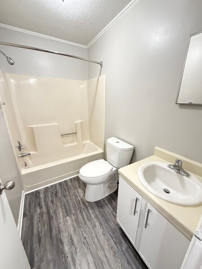 Building Photo - April Savings Are Here! Application Fee WAIVED ALL month!