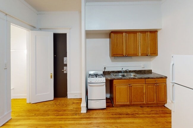 Floorplan - 5474-5480 S. Hyde Park Boulevard