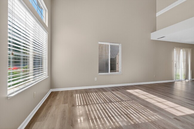 Building Photo - Light-Filled Fishers Home with Fenced Yard