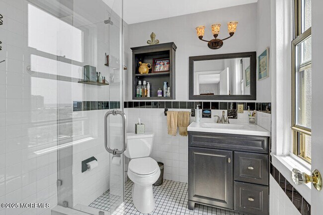 Building Photo - 400 Deal Lake Dr