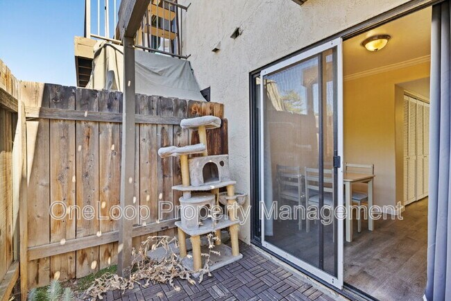 Building Photo - 2648 Alpine Blvd