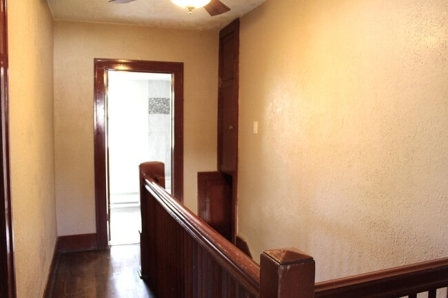 Building Photo - 818 D St