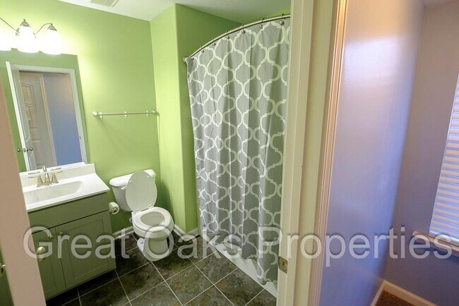 Building Photo - 108 Wellington Cir