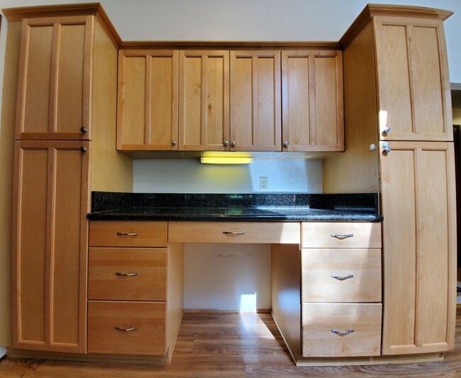 Building Photo - Prime Redmond Rambler 3 Bed/Large Yard
