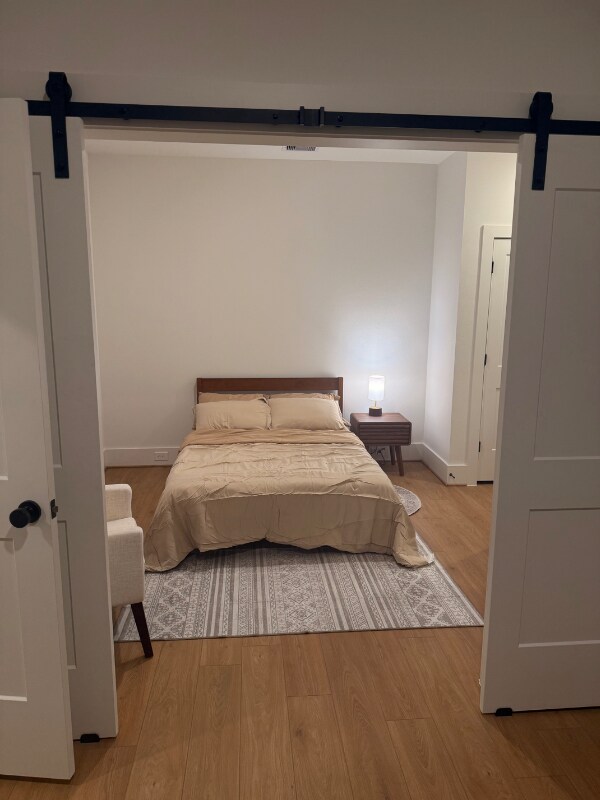 Building Photo - 1901 S Victory St