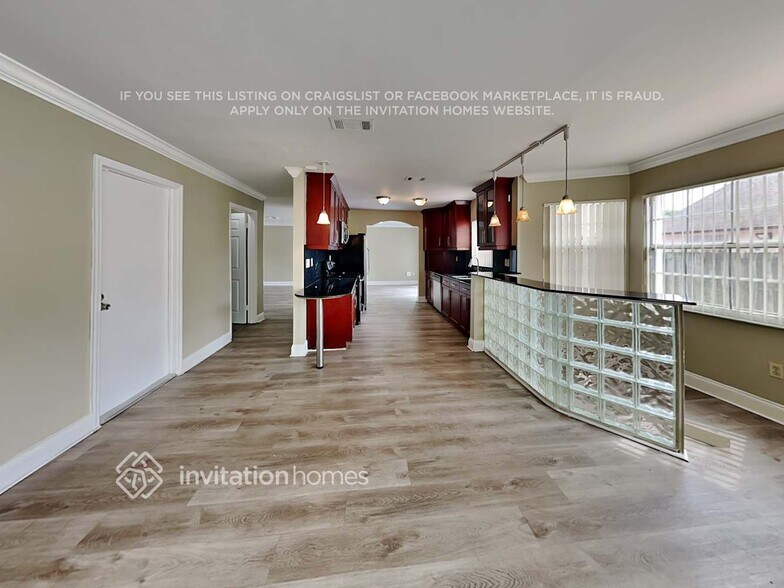 Building Photo - 18925 NW 78th Ct