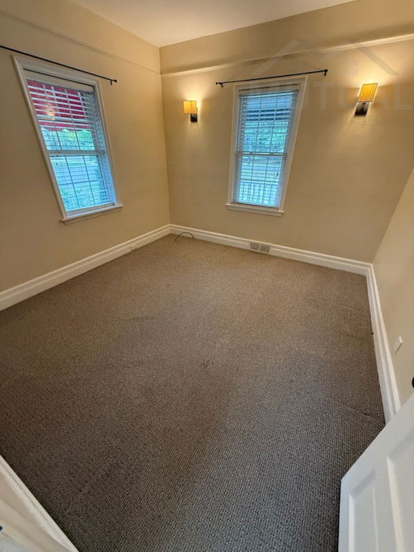 Building Photo - 381 Kerby Rd