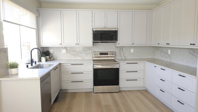 Building Photo - 14188 Capewood Ln