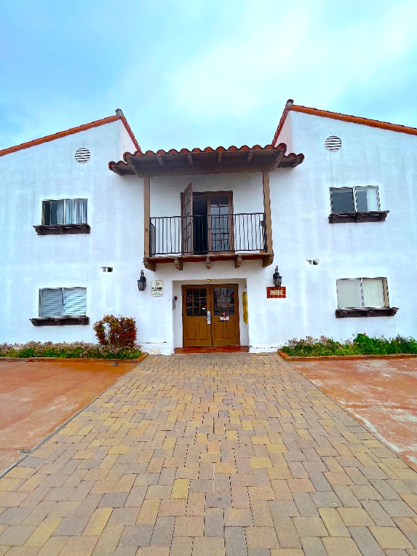 Building Photo - 147 Avenida Serra