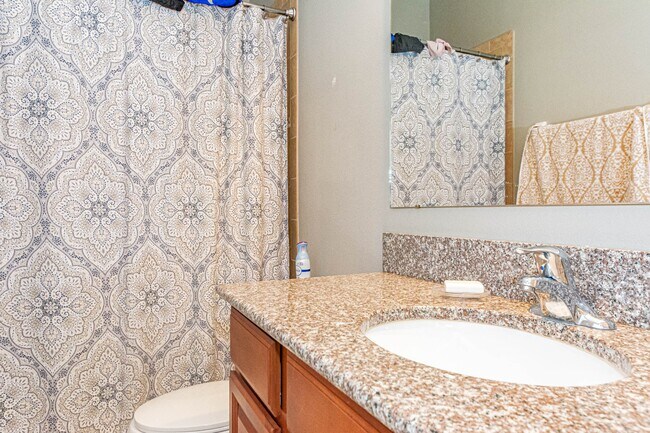 Building Photo - 4250 Diamond Square