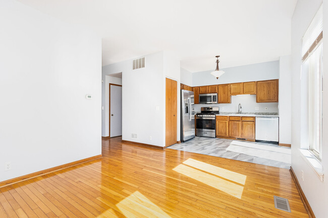 Building Photo - 14149 S Napa Cir