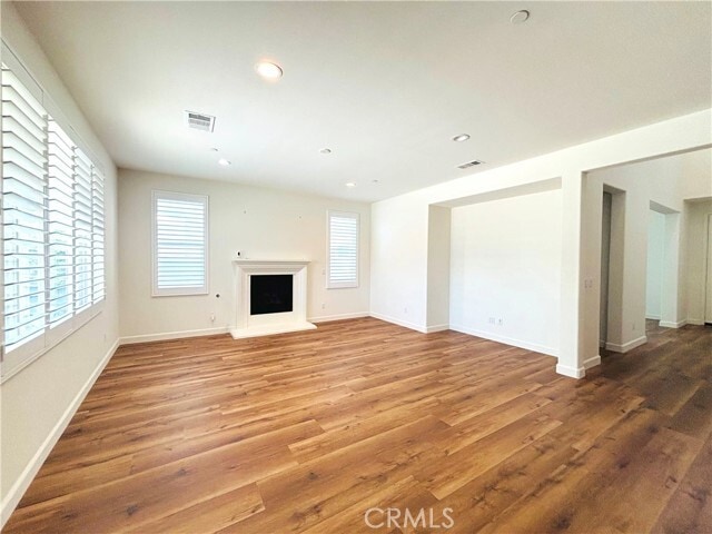 Building Photo - 1617 Camden Ct