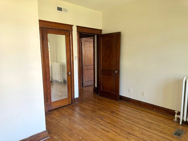 Building Photo - 2601 S Kingshighway Blvd