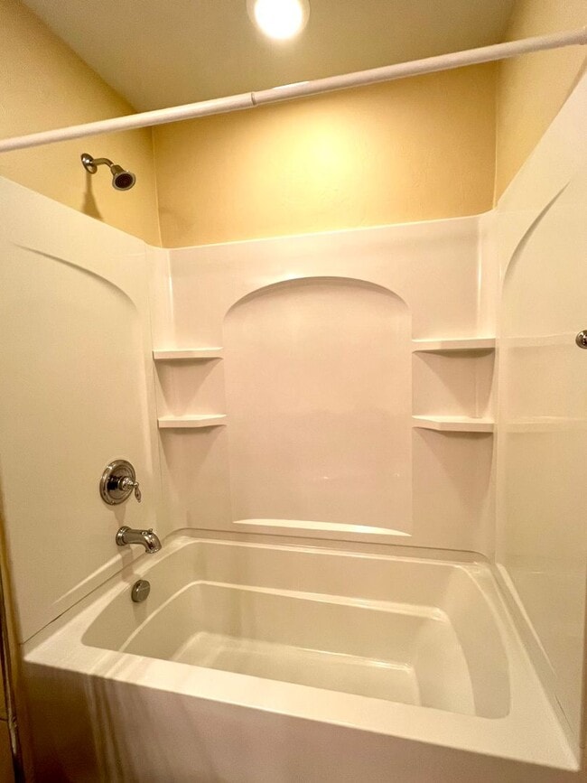 Building Photo - Nice 3 Bedroom Home in Sierra Morado