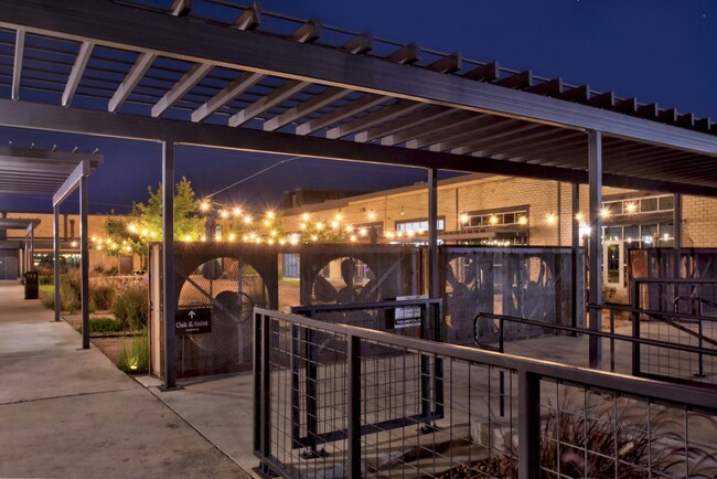 Building Photo - 215 Coca-Cola Pl