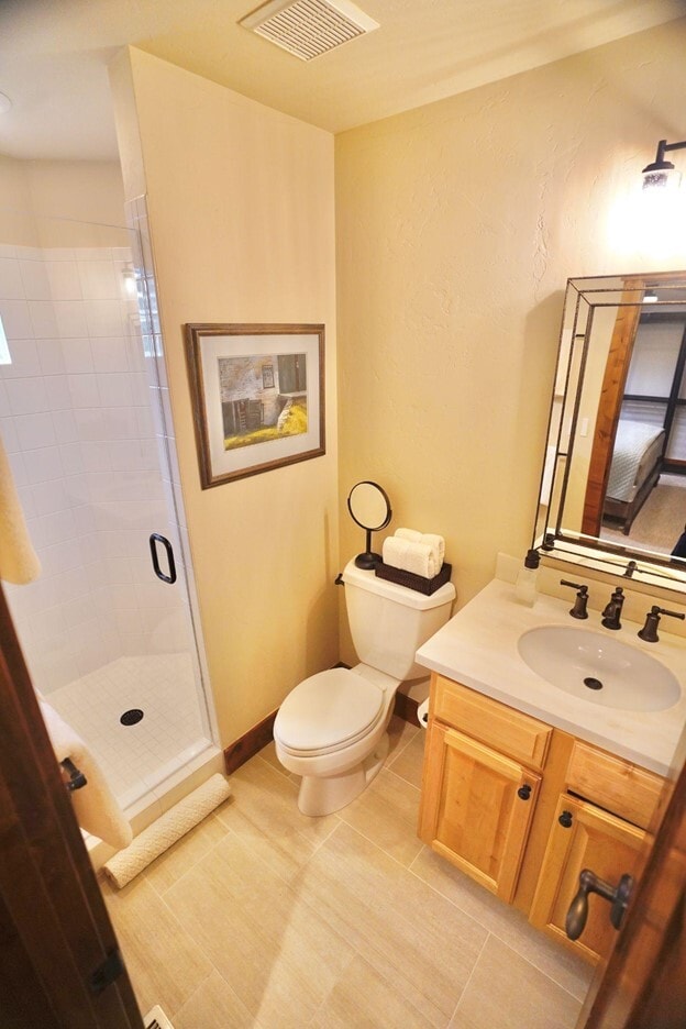 Building Photo - 10 Dakota Cir