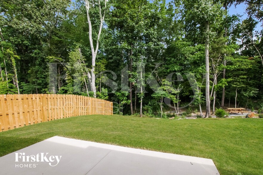 Building Photo - 4208 Stockbrook Dr