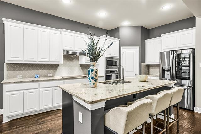 Building Photo - 6913 Barolo Dr