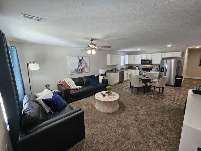 Building Photo - Cute New Construction Wilmington Ranch