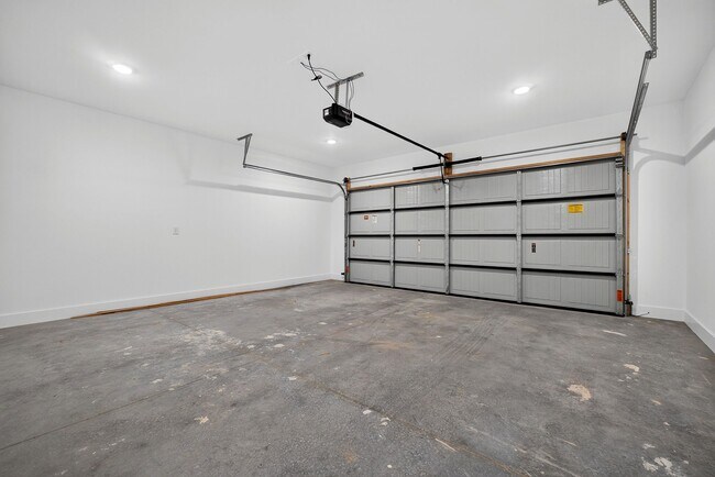 Building Photo - 193 Cripps Ln