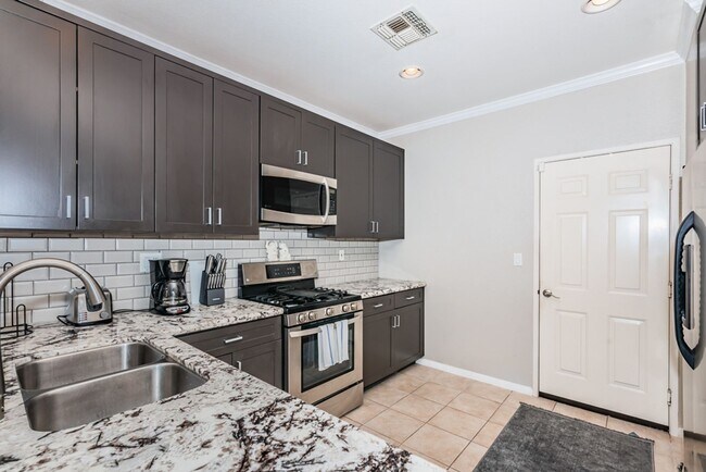 Building Photo - Beautifully Furnished Carlsbad Rental Near...