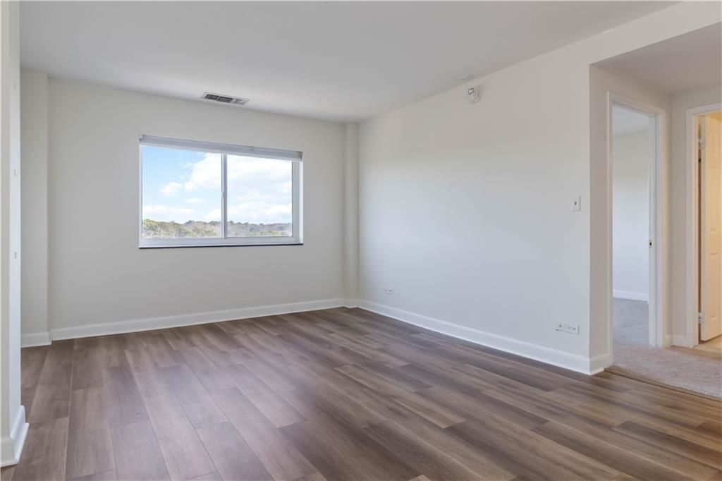 Building Photo - 1501 Clairmont Rd