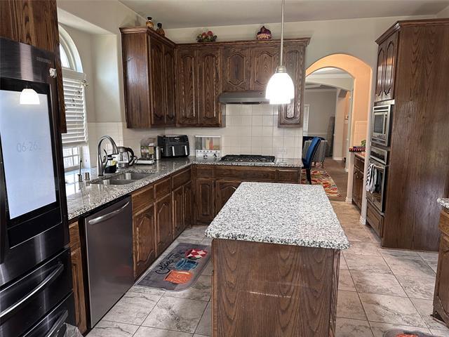 Building Photo - 912 Foxtail Dr