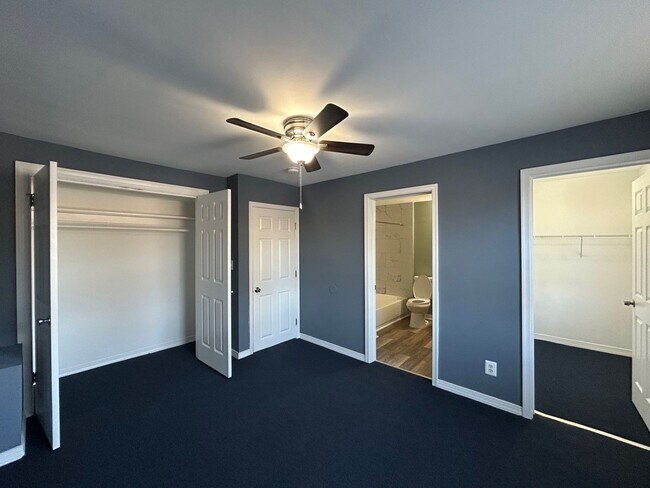 Building Photo - Baltimore - 4 bedrooms and 3 Bathrooms Available!