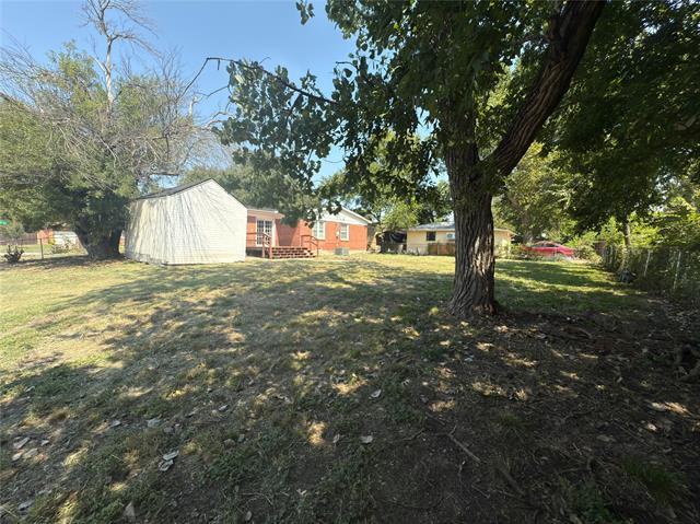 Building Photo - 10804 Dunaway Dr