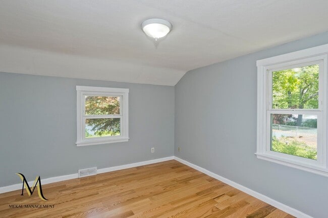 Building Photo - COMING SOON! Waterfront Single Family Home for Rent!