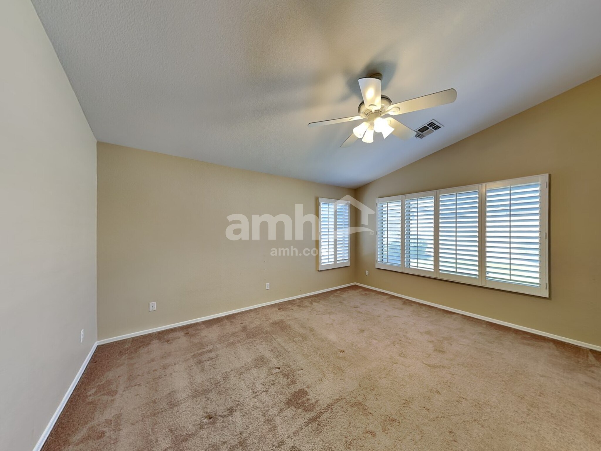 Building Photo - 7462 W Mohawk Ln