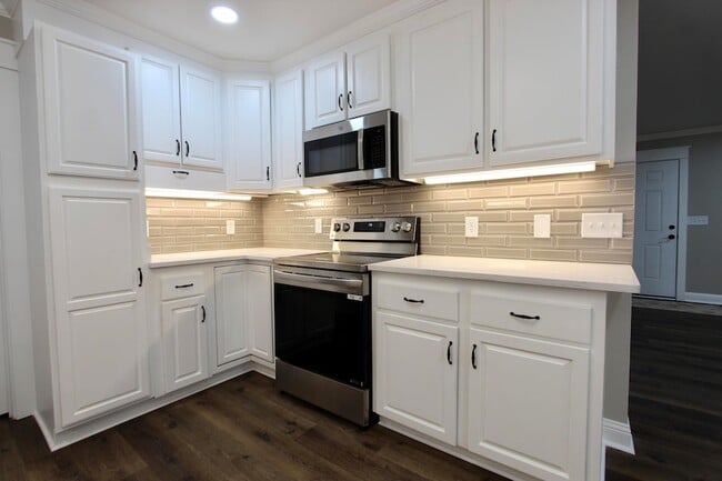 Building Photo - 4052 Randi Rd