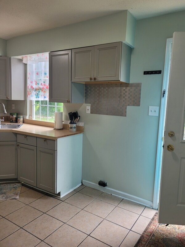 Building Photo - 3414 Sherrill Ave