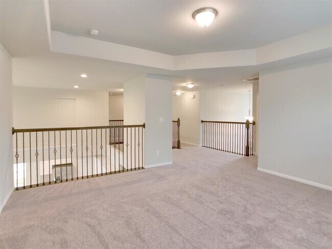 Building Photo - 24219 Via Vitani Dr