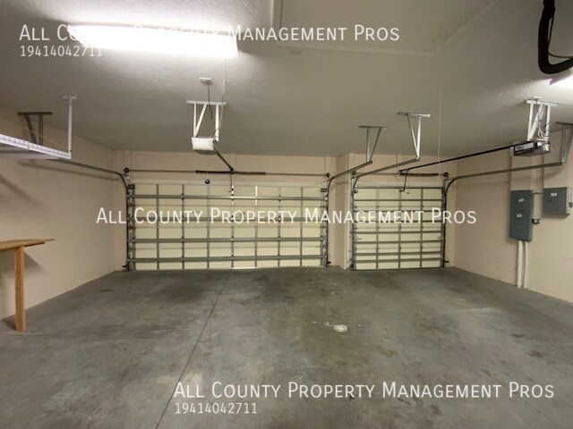 Building Photo - 7603 Charleston St