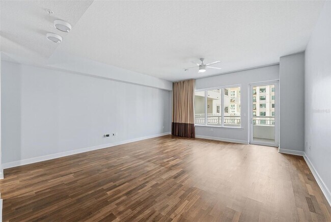 Building Photo - 100 S Eola Dr