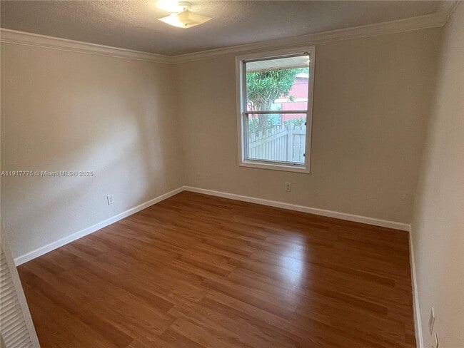 Building Photo - 7210 Southgate Blvd