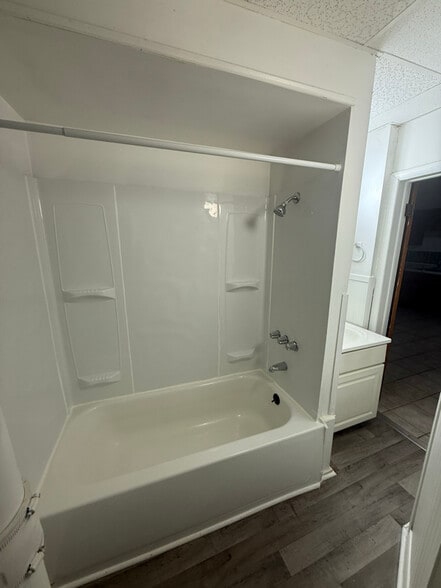 Building Photo - 29 Harmony St