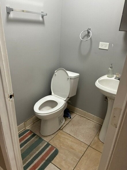 Building Photo - 3745 W Douglas Blvd