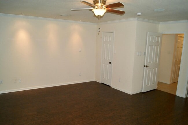 Building Photo - 5801 Lumberdale Rd