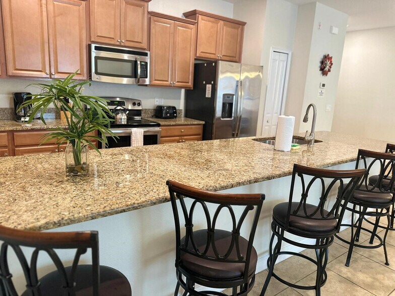 Building Photo - 4819 Brier Rose Ln