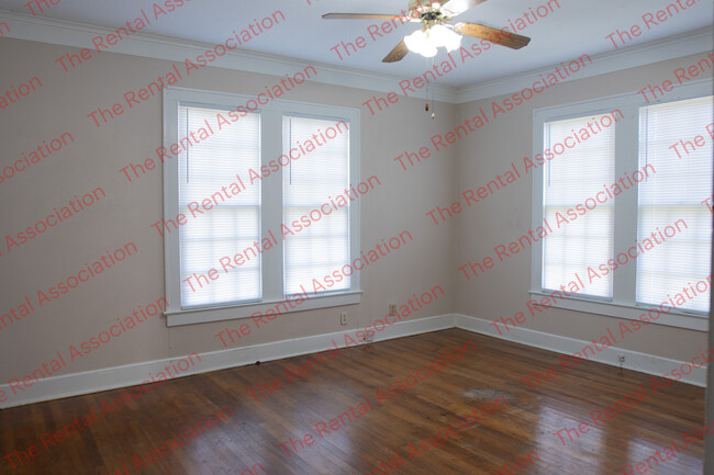 Building Photo - 419 E Mississippi Ave